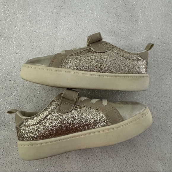 CARTER’S Toddler Girls Gold Sparkle Velcro Sneakers - Picture 6 of 8